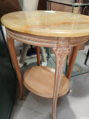 Stil clasic neoclasic   Louis XVI. Masă gheridon pentru interioare clasice, hoteluri, birouri