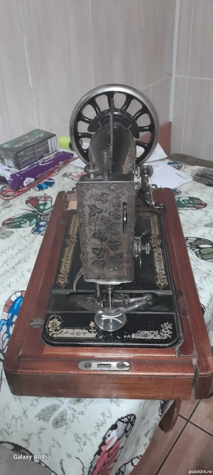 Mașină de cusut Singer de colecție 