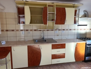 Mobilă de bucătărie 