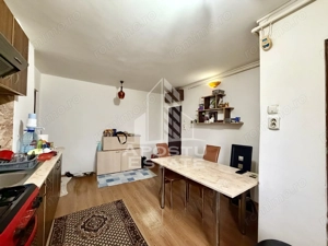 Apartament cu 3 camere,semidecomandat,centrala proprie ,zona Girocului - imagine 4