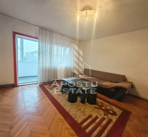 Apartament 2 camere, centrala proprie, etaj intermediar, zona Bucovina