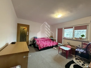 Apartament cu 3 camere,semidecomandat,centrala proprie ,zona Girocului - imagine 6