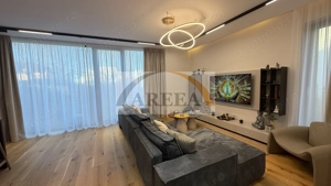 Vila 5 camere complex residential Tunari