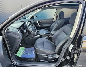 Nissan Qashqai 1.6 benzina (aspirat natural) - 117 c.p. - 2011 - panoramic + navy + camera - imagine 6