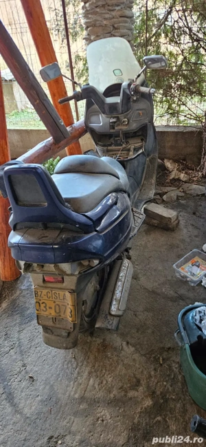 Dezmembrez Suzuki Burgman AN 400 - imagine 3