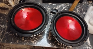 2 difuzoare boxe Subwoofere toxic 300 w 