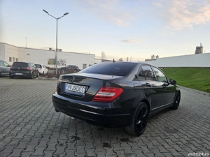 Proprietara, vand mercedes c200 - imagine 2