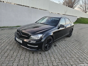 Proprietara, vand mercedes c200