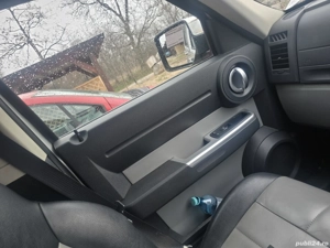 Vând Sau Dezmembrez Dodge Nitro 2010 Diesel 177 CP  2777 cm  - imagine 4