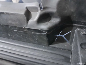 Grila activa 517422677510 Bmw X5 G05  cu mic defect .