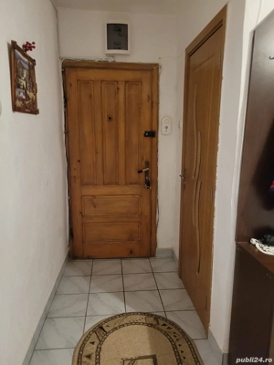 Apartament  3 camere  decomandat 