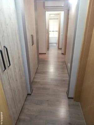 Decomandat, etaj 1 cu 2 bai si 2 balcoane - imagine 9