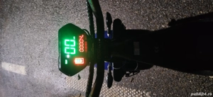 Vând schimb scuter electric 