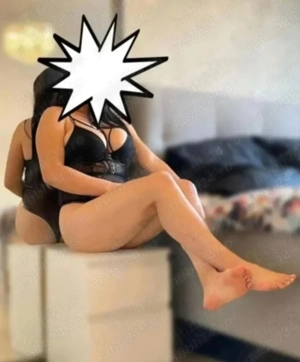 brunetă  ideală , reala dulce și apetisantă 