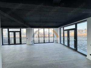 Clădire integrala de închiriat Otopeni central cu 800mp teren
