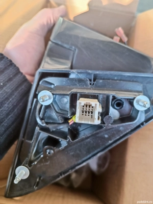 carcasa oglinda stanga  Chrysler Sebring  - imagine 2