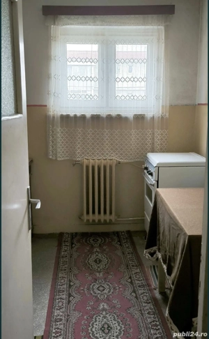 Apartament zona Crihala, 2 camere, decomandat - imagine 2