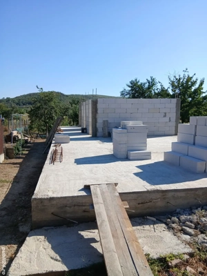 loc de casa cu constructie - imagine 6