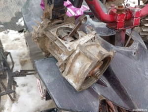 vând un atv si un cadro de cross 49cc 