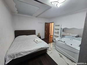 Apartament cu 3 camere de vânzare în Curtea de Argeș. - imagine 2