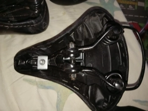 Șa comodă cu arcuri - imagine 2