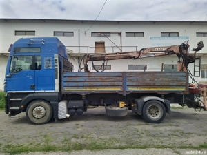 Camion basculabil cu macara - imagine 3