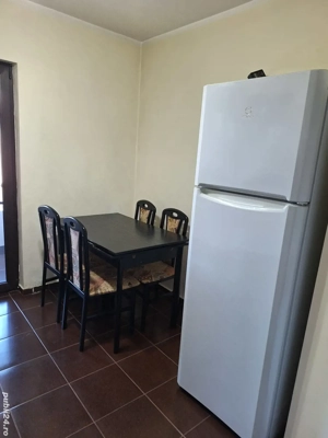 Închiriez apartament cu doua camere, in zona centrala. - imagine 2
