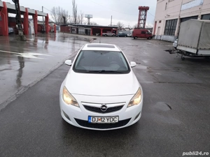 opel astra 2011 - imagine 2
