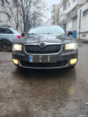 vând Skoda superb 2009