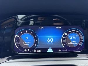 VW Golf 8 din 2021, benzină, 60550 km reali, proprietar  - imagine 9