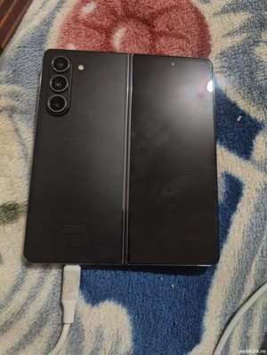 vând tlf Samsung Z fold 5 