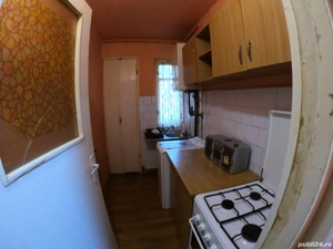 Ofer spre inchiriere in orasul Sibiu  apartament de 35 mp si pret 220 Euro.