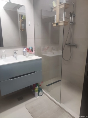 Caut colega apartament