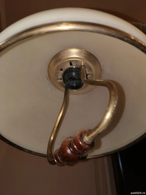 Lustră vintage din alamă și sticlă opal