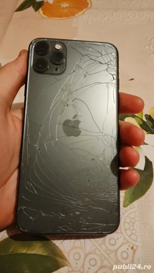 Vând iPhone 11 pro max 256 gb perfect funcțional  - imagine 2