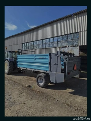 Remorca gunoi mengele.