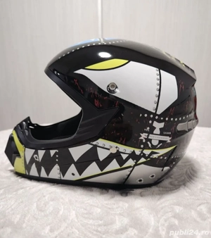 Casca bicicleta trotineta motocicleta noua Mărime M