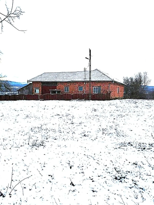 Casa cu panorama si teren generos