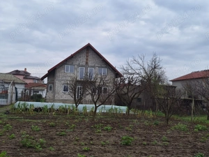 vrei o casa la tara? dar aproape de oras si mare? - imagine 7