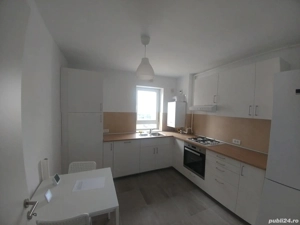 Proprierar, închiriez apartament Coresi Avantgarden (Kasper)