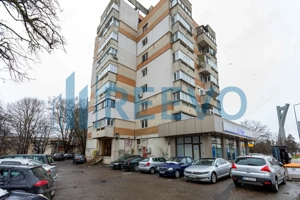 Apartament 4 camere, et. 1, str. 9 Mai, Bacău