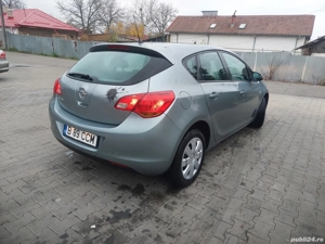 Opel astra j  - imagine 3