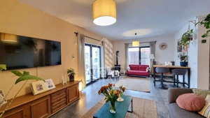 Duplex P+1 cu 4 camere, panouri solare, Dumbravita