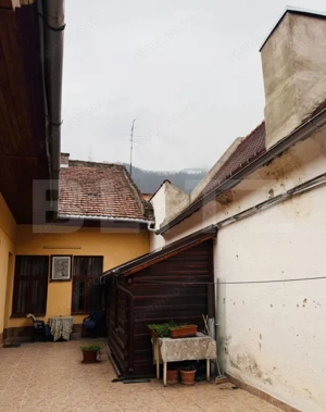  Garsonieră spațioasă, tip duplex, în centrul istoric al Brașovului  - imagine 13
