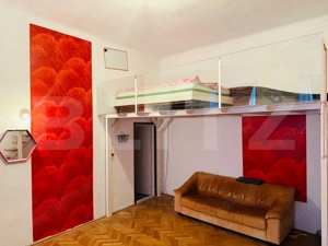  Garsonieră spațioasă, tip duplex, în centrul istoric al Brașovului  - imagine 7