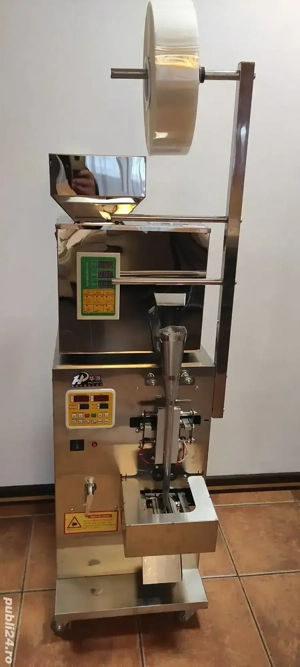 Mașina automata de cântărit și impachetat produse granulare + 225 kg folie plastic