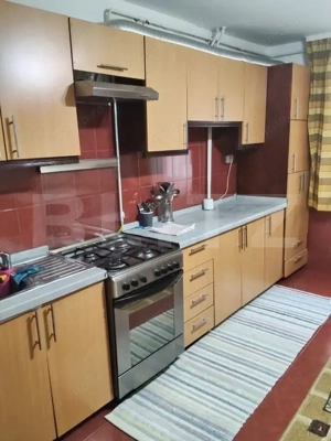 Apartament 3 camere, decomandat, parter, 70 mp, zona Burdujeni