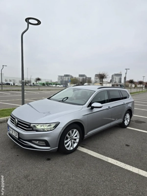 Volkswagen Passat 2020 - imagine 9
