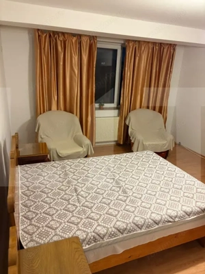 Garsonieră spațioasă de vânzare – Drumul Taberei, Valea Lungă