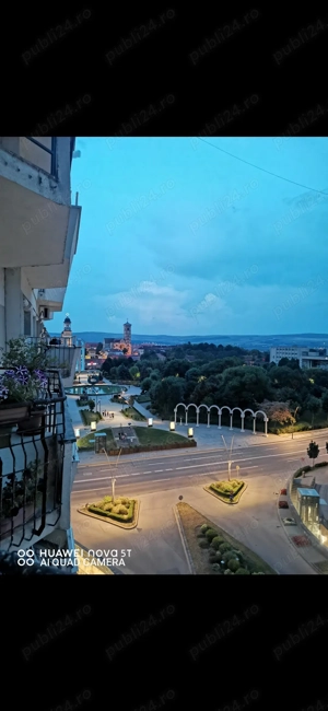 Vând apartament 3 camere ultracentral M uri Alba Iulia  - imagine 8